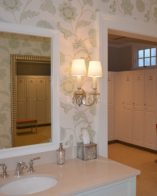 Colorworks Floral Wallcovering - Fox Chapel Golf Club locker room
